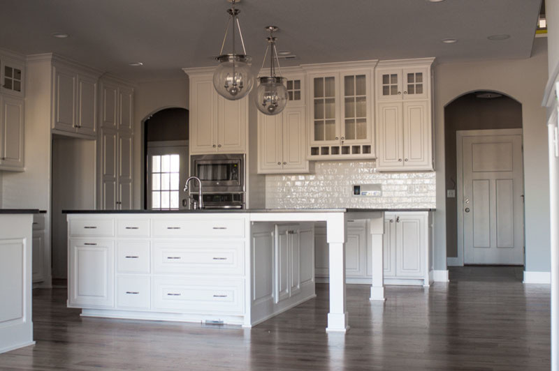 Design ideas for a classic kitchen in Kansas City.