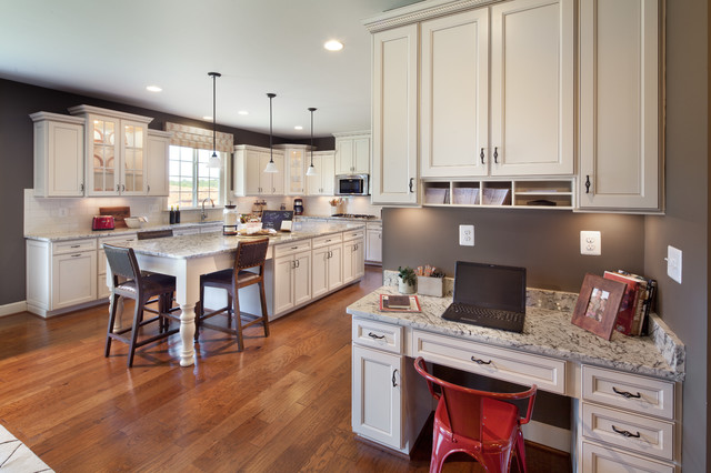 8 Kitchen Desk And Nook Designs To Keep Your Family Organized