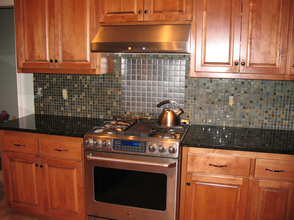 This is an example of a kitchen in Minneapolis.
