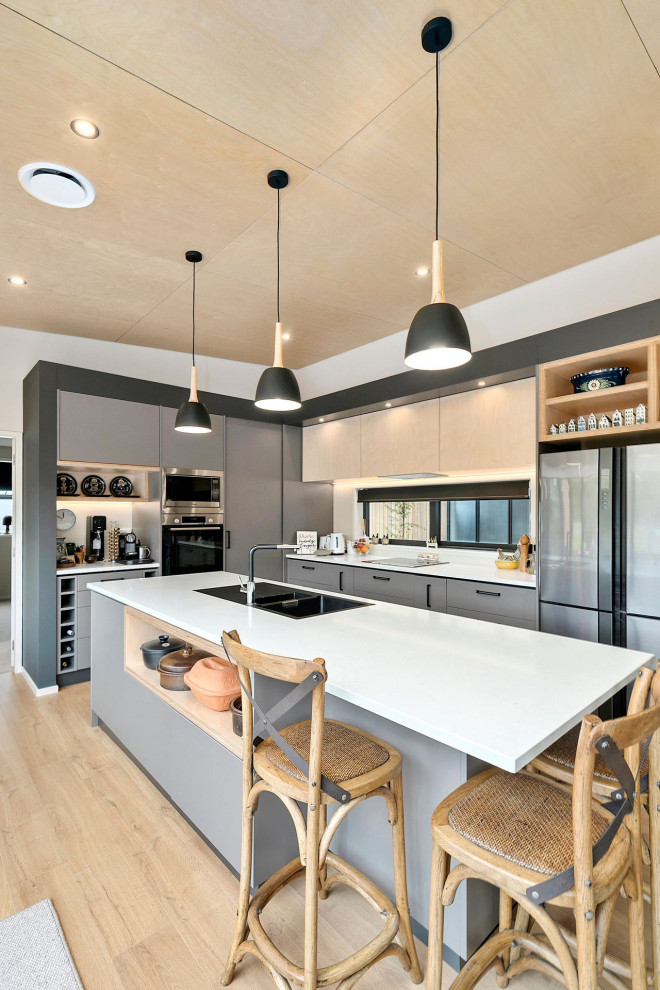 Timber from top to toe Contemporary Kitchen Wellington by New