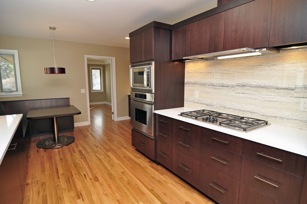 Example of a trendy kitchen design in Minneapolis