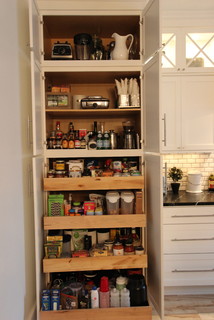 75 Small Kitchen Pantry Ideas You'll Love - January, 2024