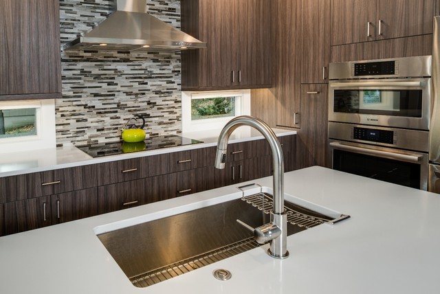 Torch Modern Chic Midcentury Kitchen By Petoskey Kitchen And Bath 