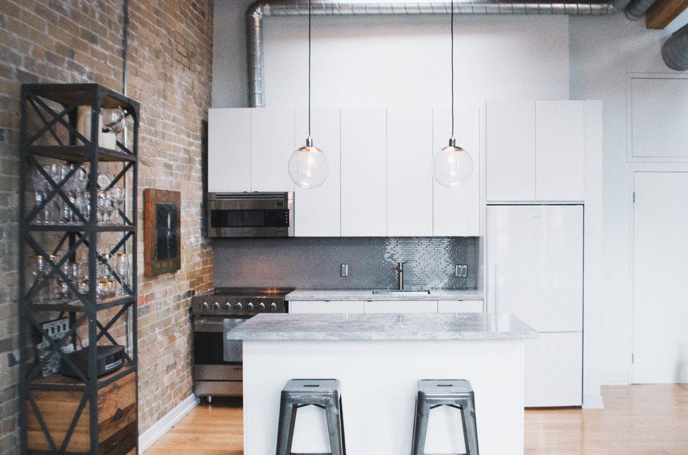 This is an example of an industrial kitchen in Toronto.