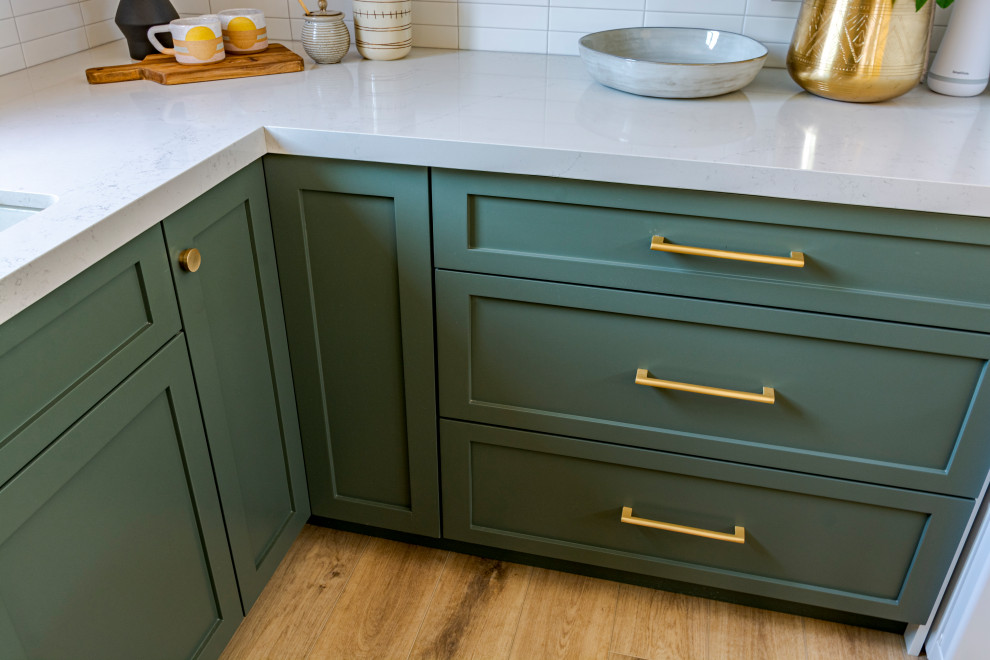 Torrance Open Concept Kitchen Kitchen Los Angeles by Concept