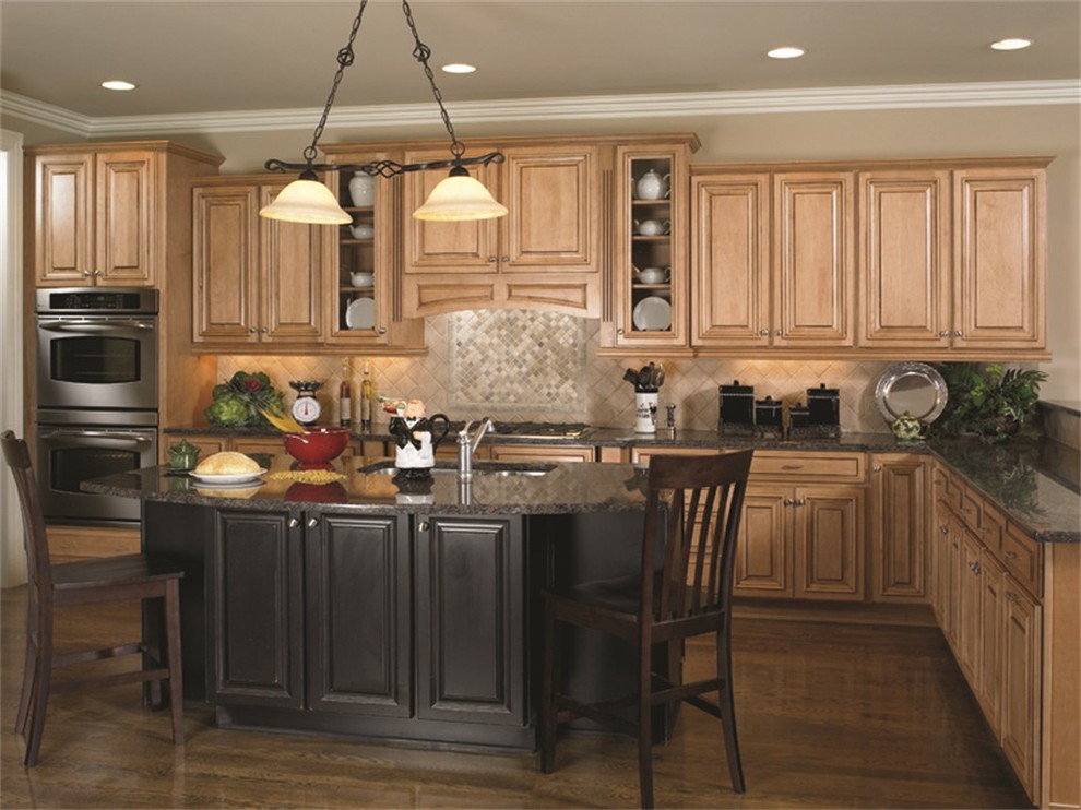 Traditional - Traditional - Kitchen - DC Metro - by Allied ...