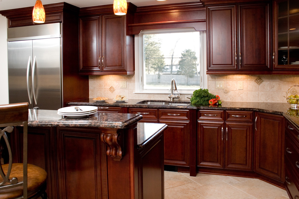 Traditional and Luxurious - Traditional - Kitchen - New York - by NDA ...