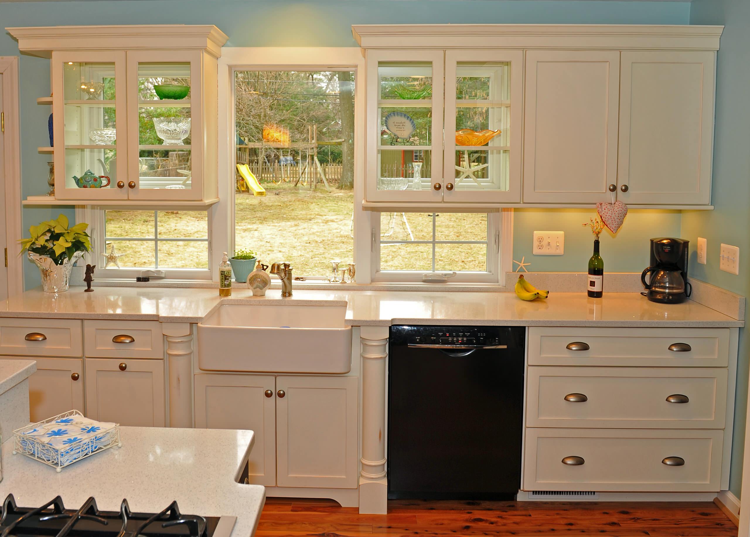 Kitchen Window Between Cabinets Design Ideas