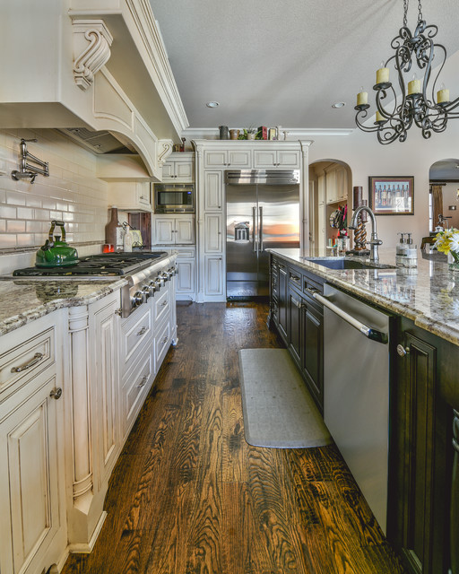 Traditional Custom Home in Southlake, Texas Clásico renovado Cocina