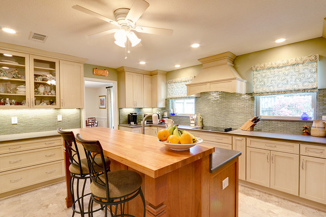 Traditional Kitchen In Pensacola, Kitchen Cabinets Pensacola Fl