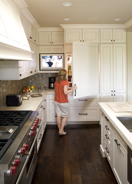 14 Ways To Put A Tv In The Kitchen, Kitchen Cabinet Tv Ideas