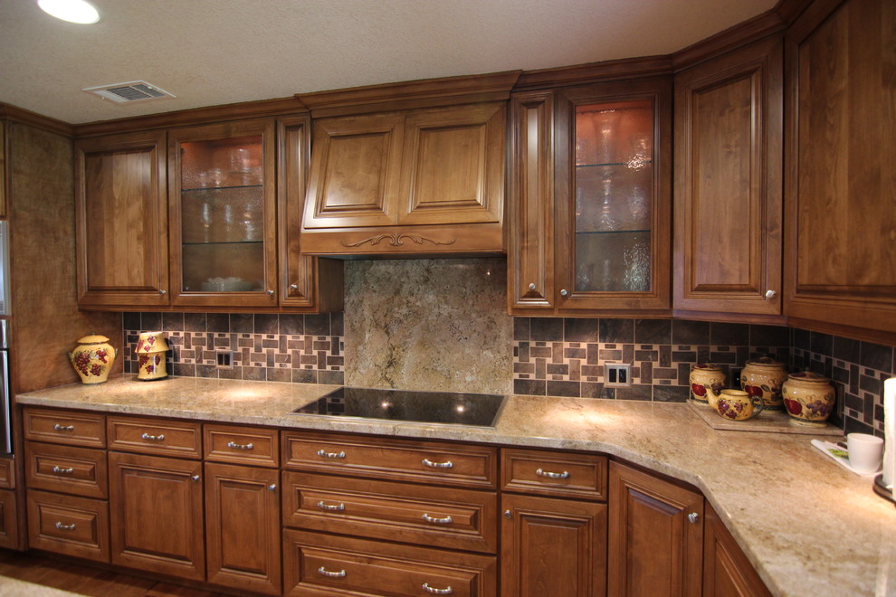Traditional Kitchen Traditional Kitchen Sacramento by Phoenix