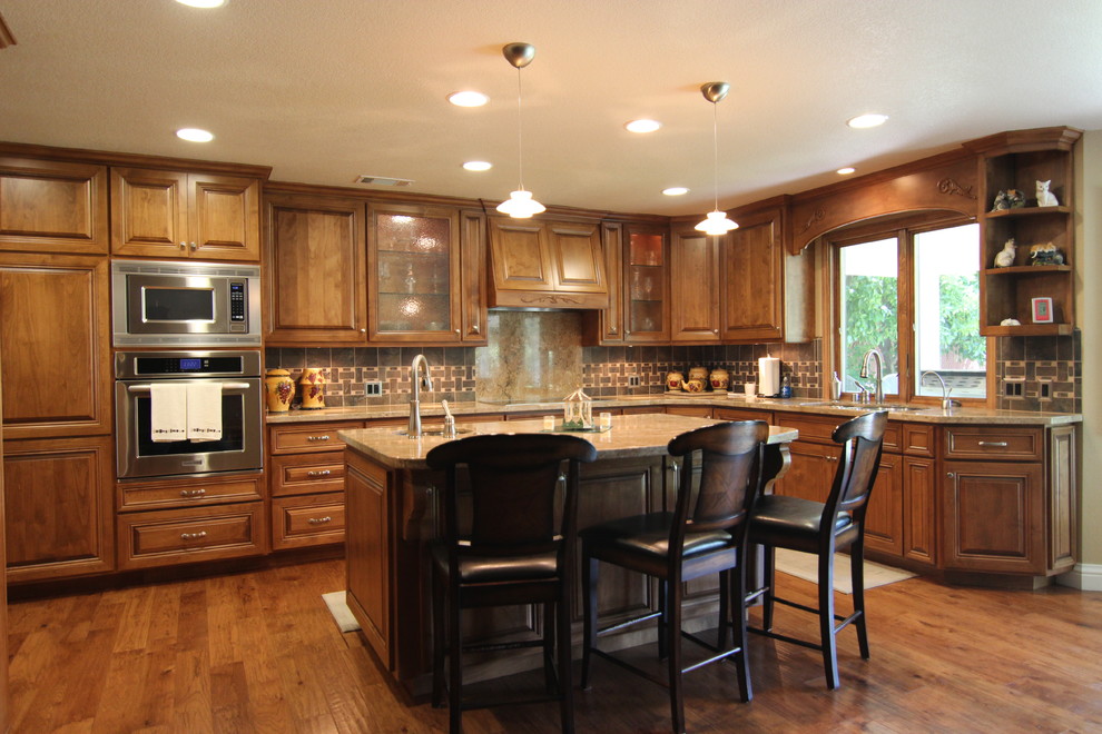 Traditional Kitchen - Traditional - Kitchen - Sacramento - by Phoenix ...