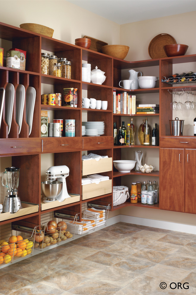 Example of a classic kitchen pantry design in Atlanta
