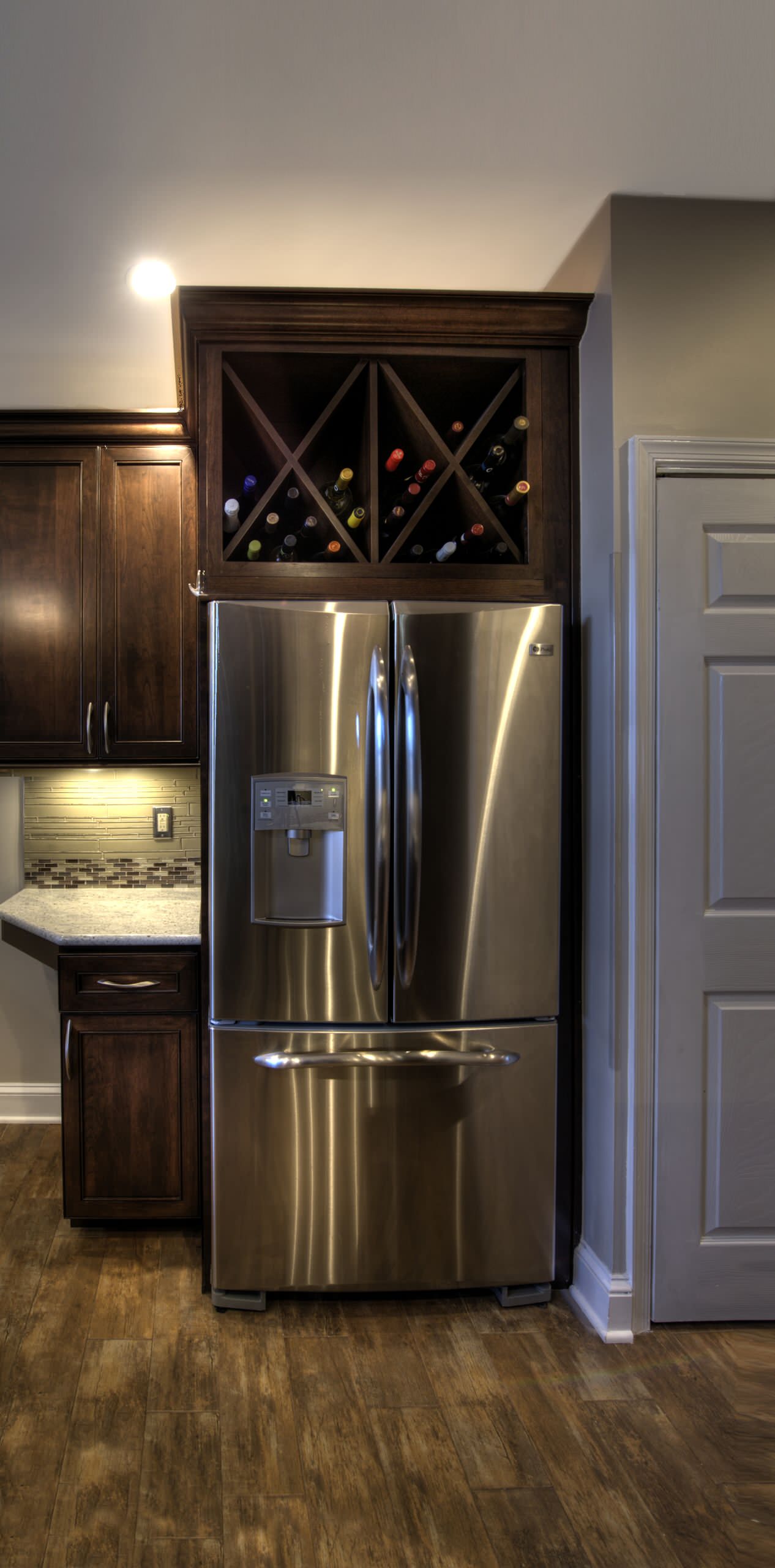 Featured image of post Kitchen Design With Wine Rack - Focal point specialty cabinets such as a wood range hood or wine rack.