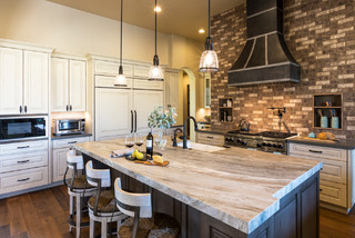 Traditional Kitchen - Traditional - Kitchen