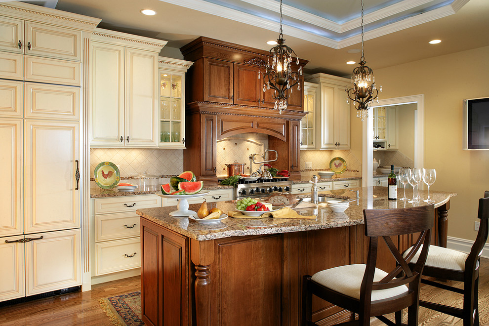 Example of a classic kitchen design in New York with granite countertops