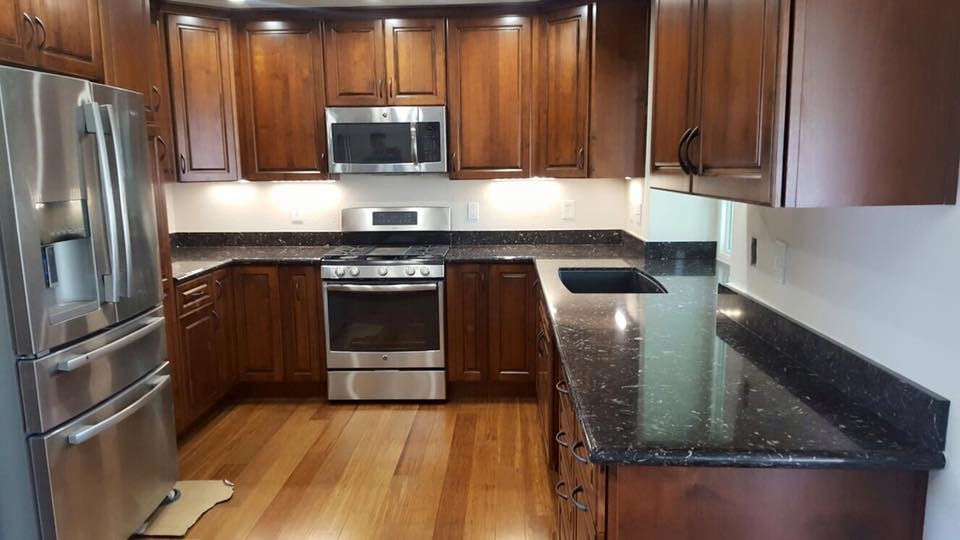 Traditional Kitchen with Quartz Countertops Traditional Kitchen