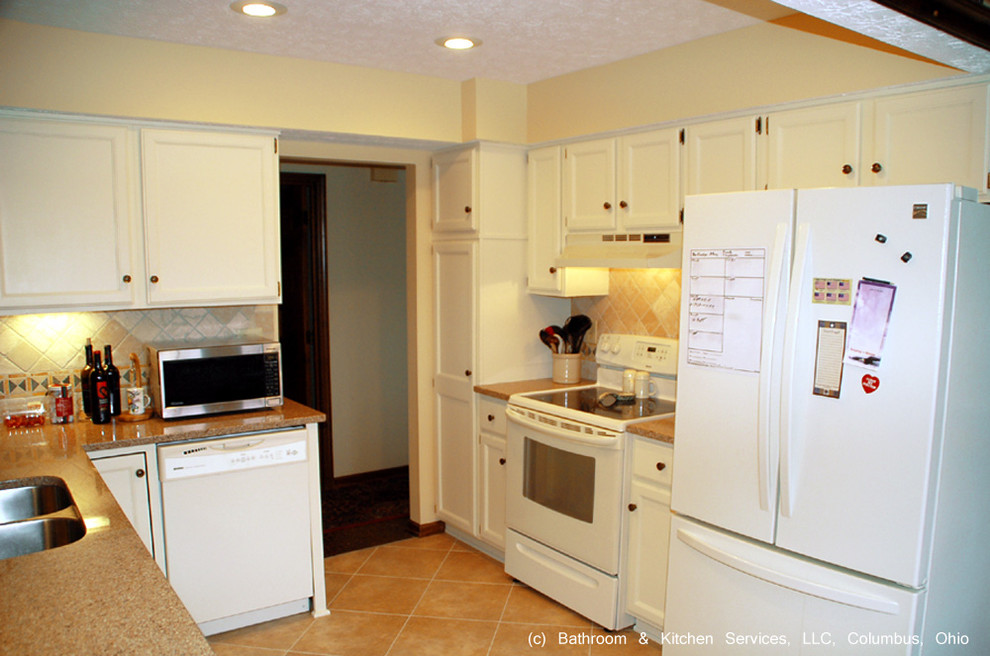 Traditional White Kitchen Traditional Kitchen Columbus by