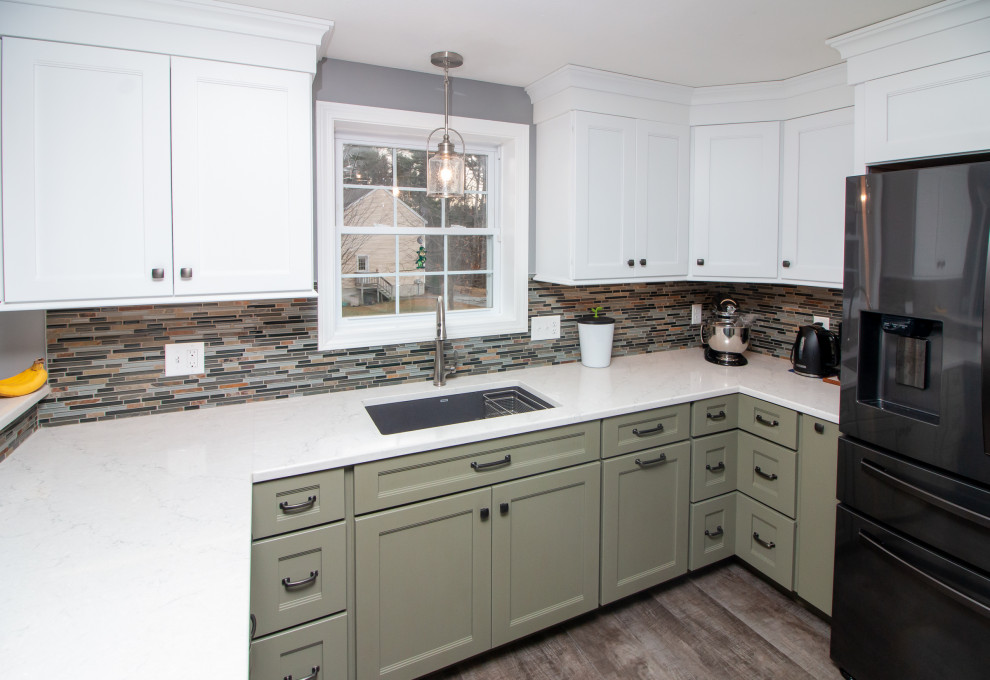 Traditional Yorktowne TwoToned Kitchen Remodel with Boticelli Quartz