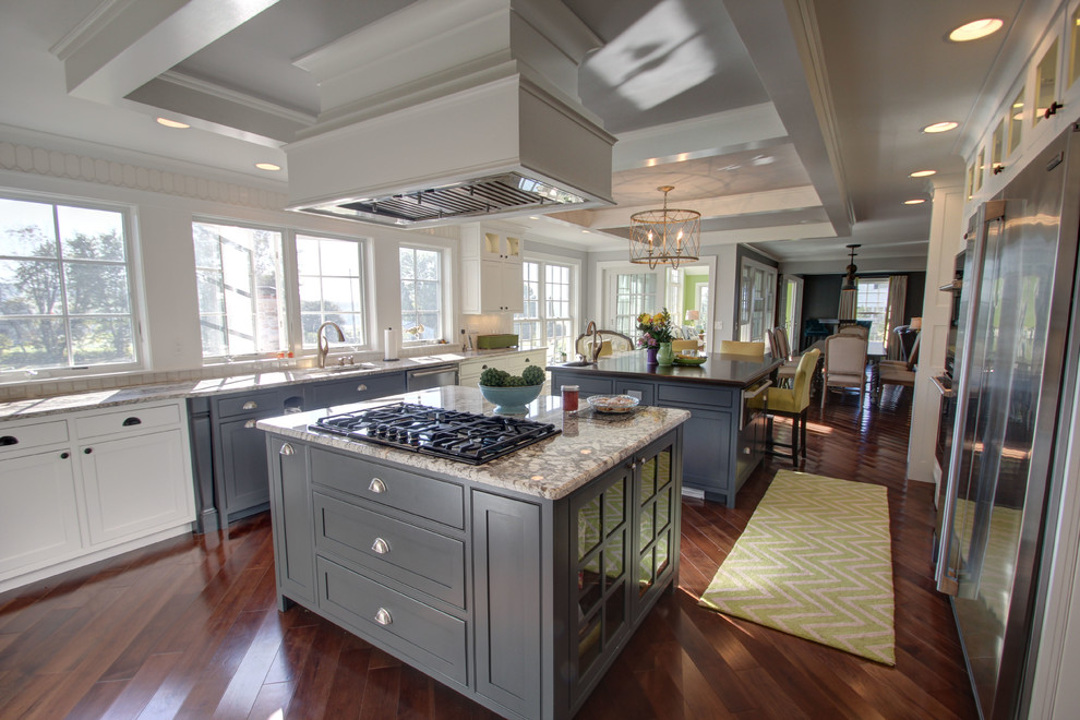 Example of a classic kitchen design in Columbus