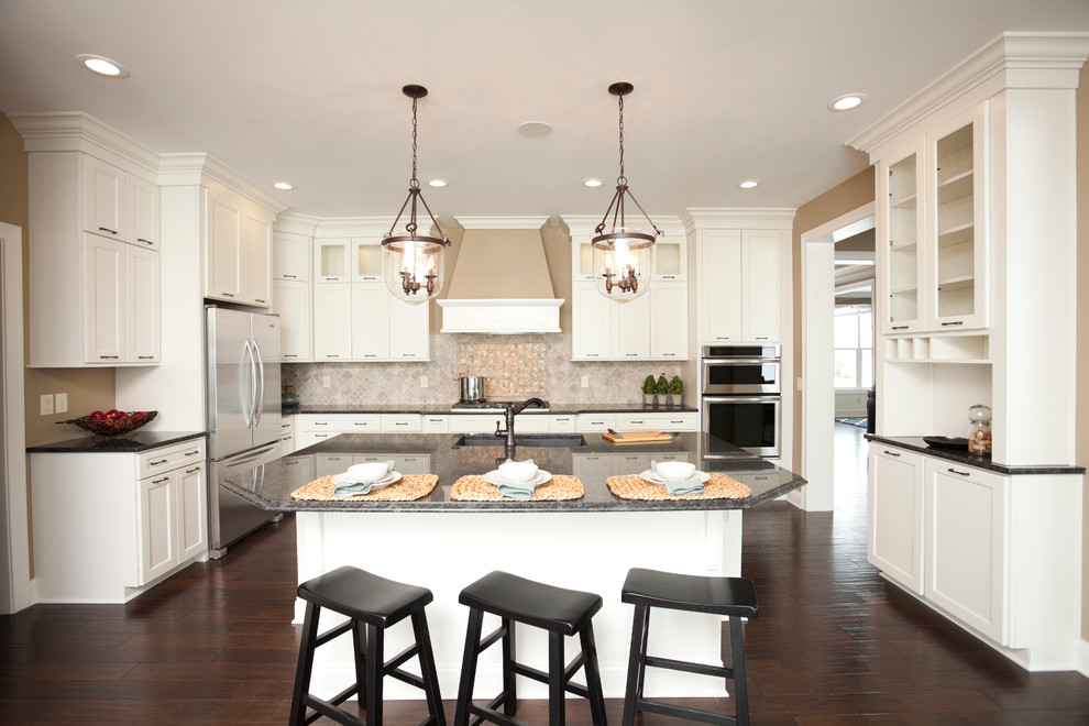 Transitional Boxwood Kitchen Traditional Kitchen Cincinnati by
