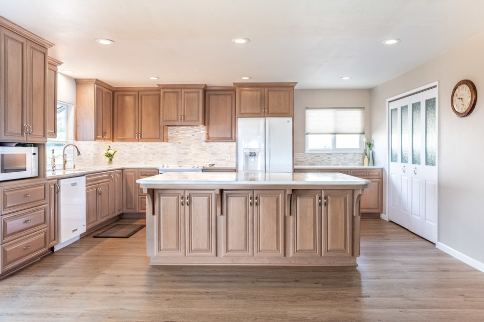 Transitional Coastal Kitchen Transitional Kitchen San Luis Obispo