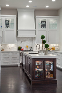 65 Glass Kitchen Cabinet Ideas With Pros And Cons - DigsDigs