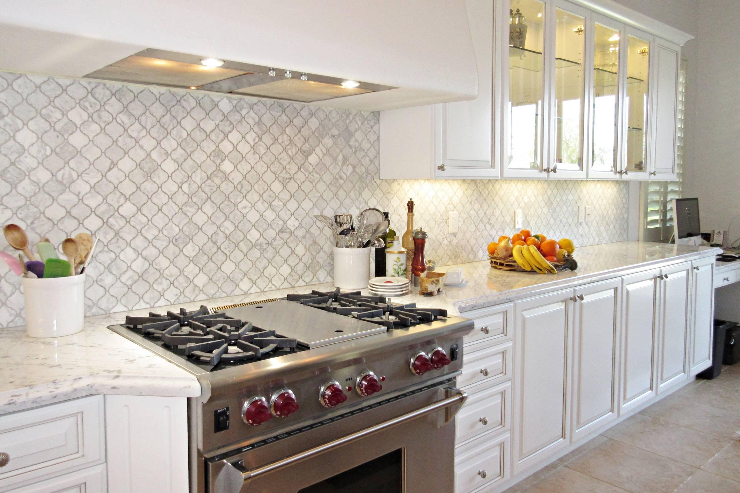 Carrera Marble Backsplash Kitchen Things In The Kitchen