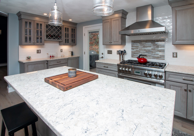 Transitional Yorktowne Peppercorn Kitchen remodel with LG Aria top ...