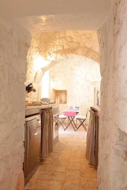This is an example of a mediterranean kitchen in Bari.