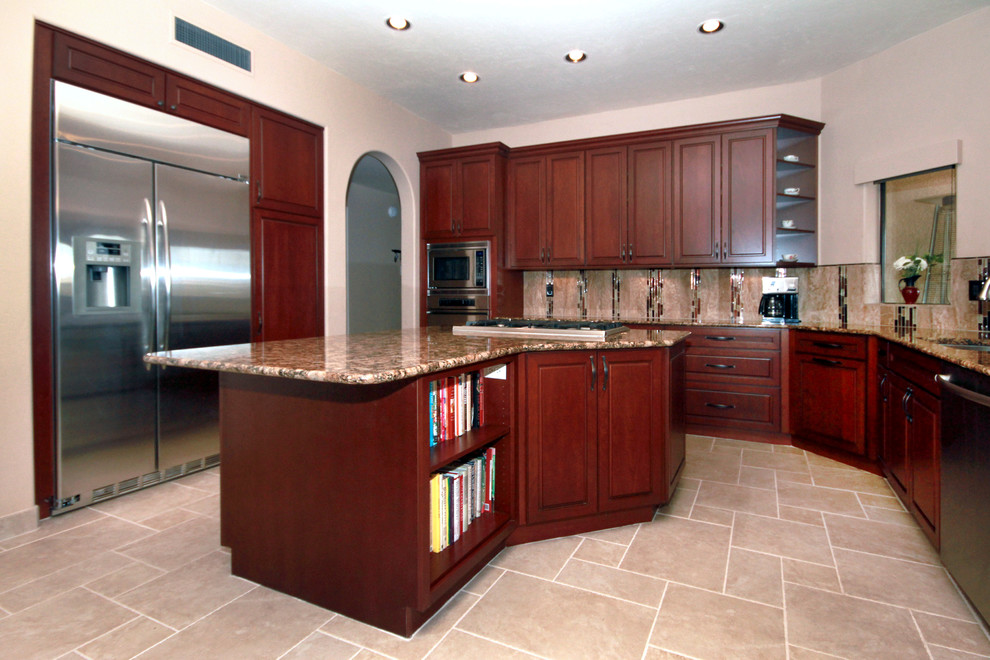 Inspiration for a classic kitchen in Phoenix.