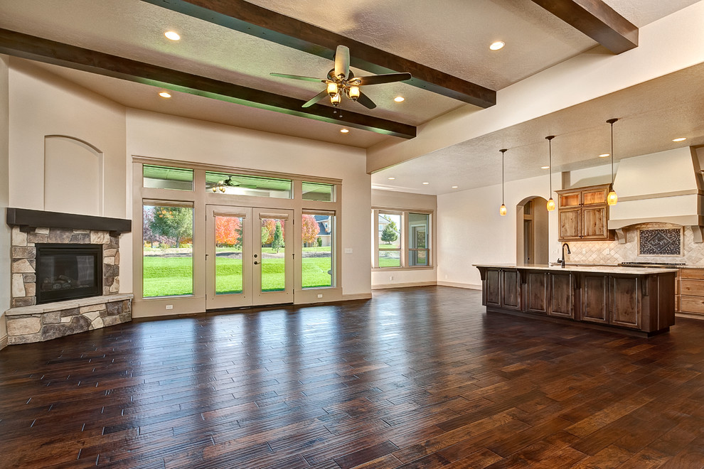 Tuscan Villa at Spurwing Green Estates Mediterranean Kitchen