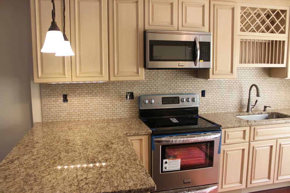 Tuscany Maple Kitchen Real Life House Flippers Traditional Philadelphia By Rta Cabinet - Tuscany White Maple Kitchen Cabinets Tuscany Maple Kitchen Real Life House Flippers Traditional Philadelphia By Rta Cabinet - Tuscany White Maple Kitchen Cabinets