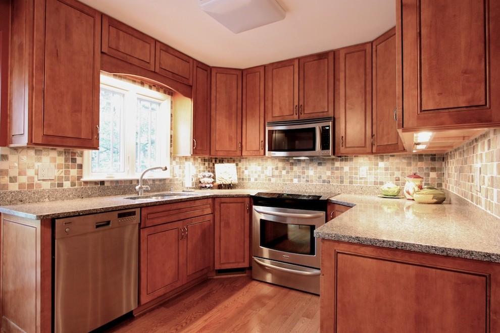 UShaped Kitchen Traditional Kitchen DC Metro by Hambleton