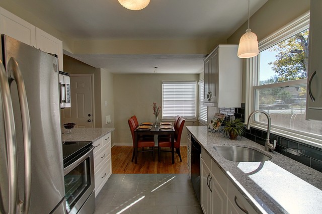 uinta-vacant-stage-transitional-kitchen-denver-by-red-door-home