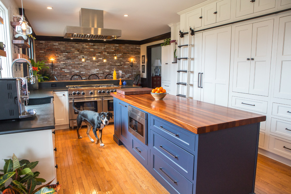 Ultimate Chef Kitchen Farmhouse Kitchen New York by Two Chefs