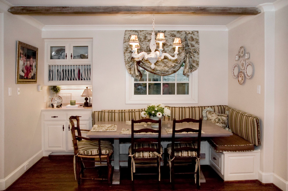Inspiration for a timeless kitchen/dining room combo remodel in Dallas