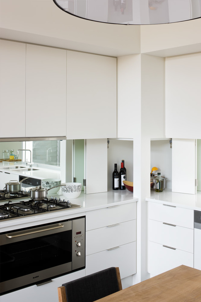 Trendy kitchen photo in Adelaide
