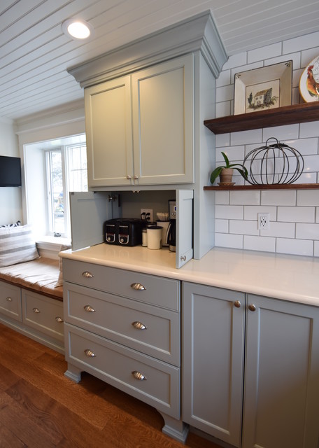 Updated Farmhouse Kitchen Sterling Kitchen And Bath Img~ed2185d308f7989c 4 8240 1 9b2012b 