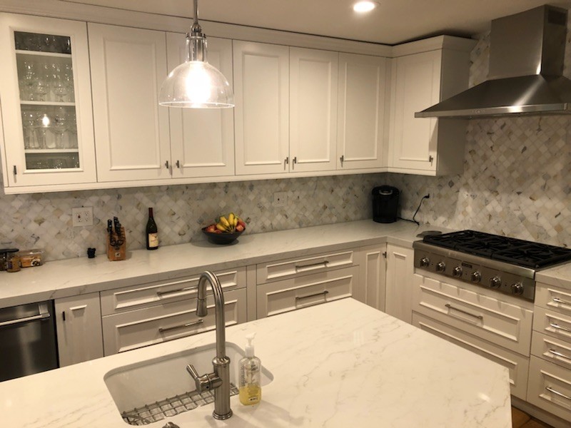Vadara Quartz Countertops & Calcatta Backsplash in Fullerton