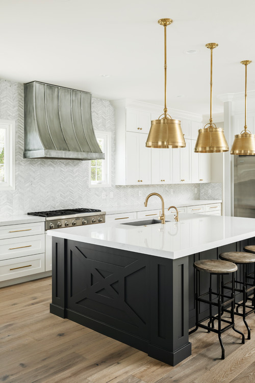 This kitchen has all the style of a classic black and white photograph with modern touches of gold! The black-and-white color scheme is simple and classic, but the gold accents bring a fresh feel to the space.