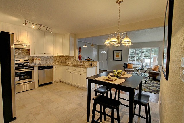 vallejo-vacant-stage-r-stico-cocina-d-nver-de-red-door-home