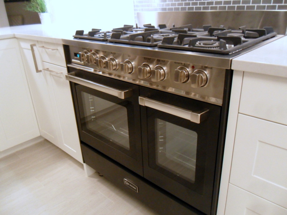 Verona Ranges across the country Transitional Kitchen New York