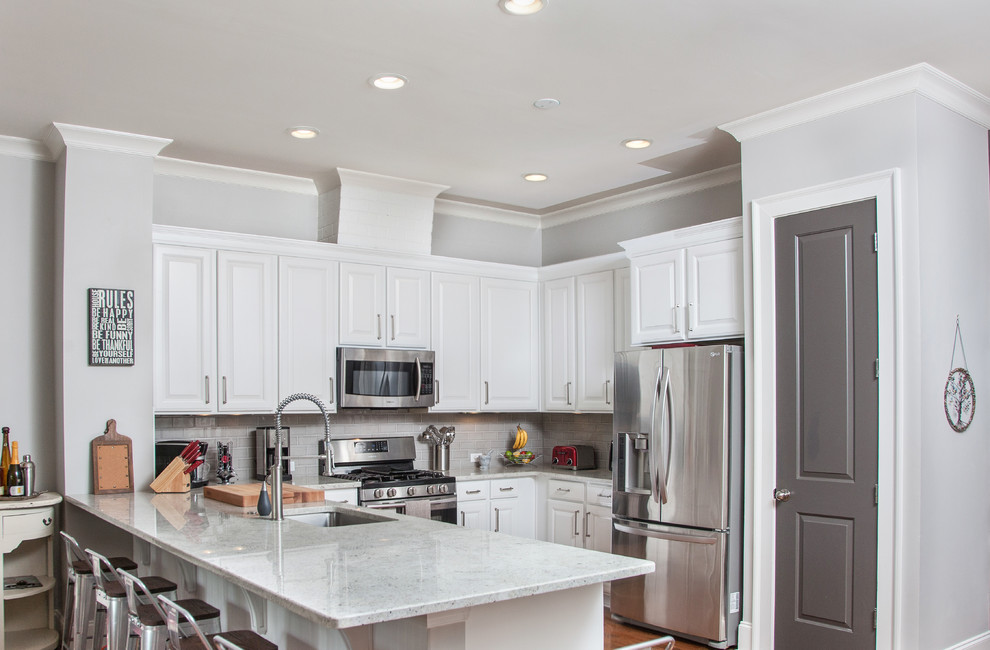 VICKERY CREEK BEFORE & AFTER KITCHEN TRANSFORMATION Contemporary