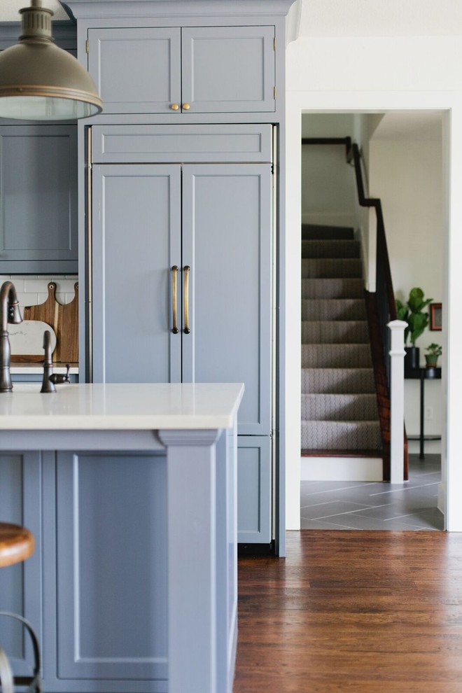 Example of a country kitchen design in Dallas