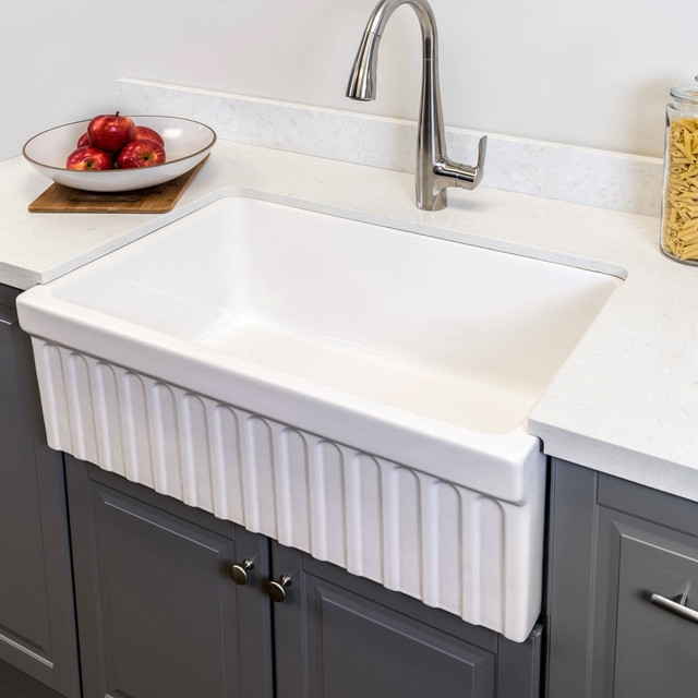 Victoria 30" Fluted Fireclay Farmhouse Kitchen Sink, Apron Front, Large