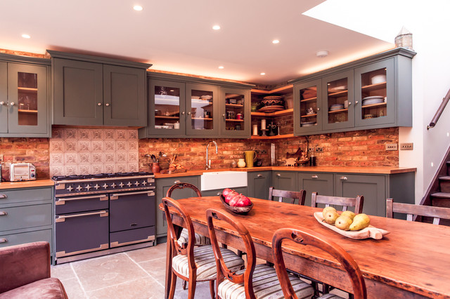 Attracktive victorian era kitchens Victorian Era Influenced Home In Shepherds Bush Campagne Cuisine Londres Par Temza Houzz Attracktive victorian era kitchens Victorian Era Influenced Home In Shepherds Bush Campagne Cuisine Londres Par Temza Houzz