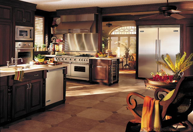 Viking Kitchens Clásico Cocina Los ángeles De Universal Appliance And Kitchen Center Houzz