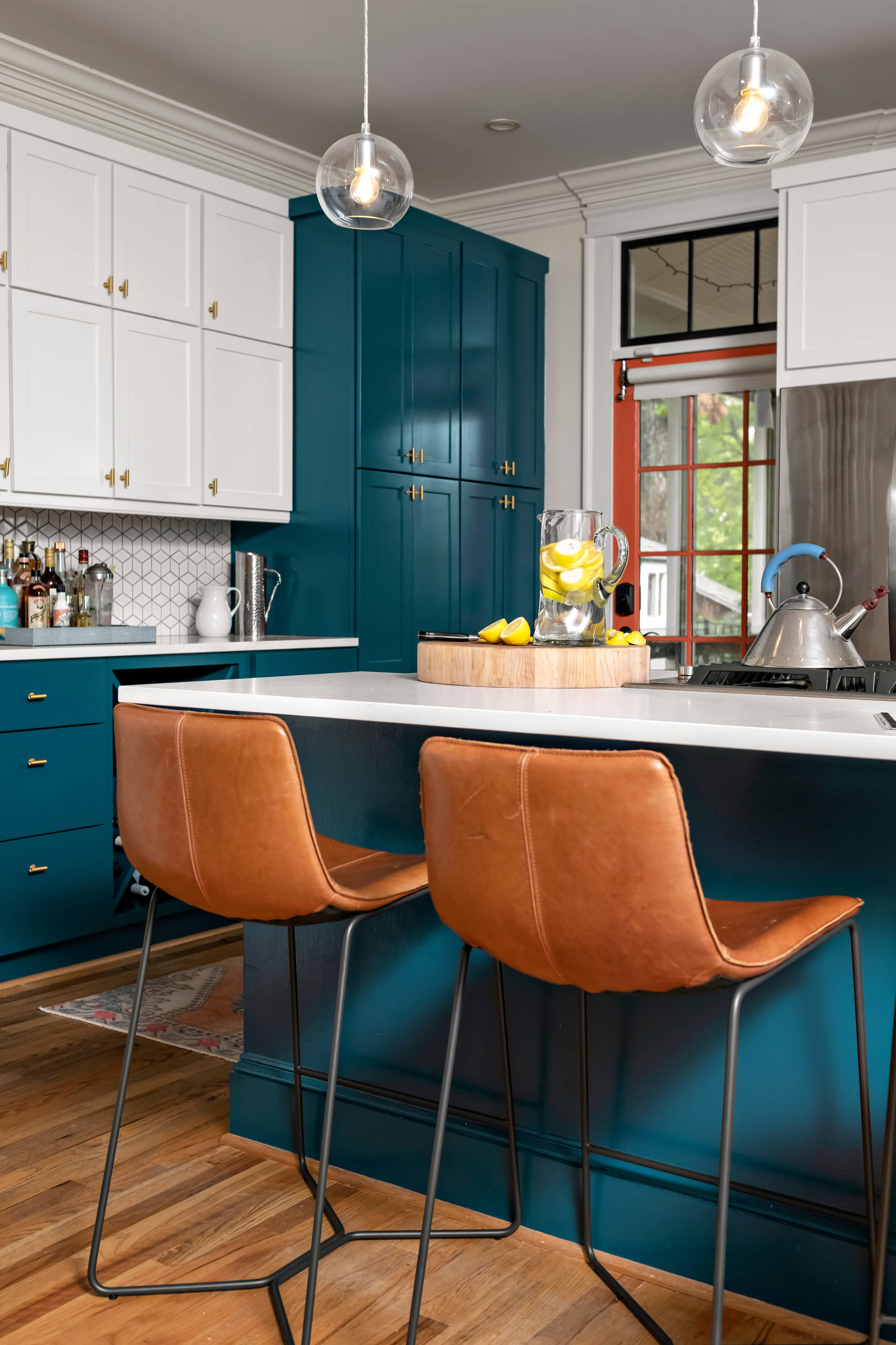 75 Kitchen with Turquoise Cabinets Ideas You'll Love - October, 2023 | Houzz